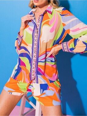 Hummingbird Wishes Flying Tomato Colorful Button Up Blouse Small